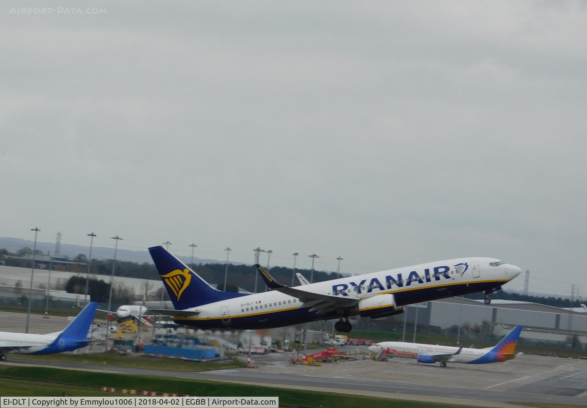 EI-DLT, 2006 Boeing 737-8AS C/N 33597, from freeport car park