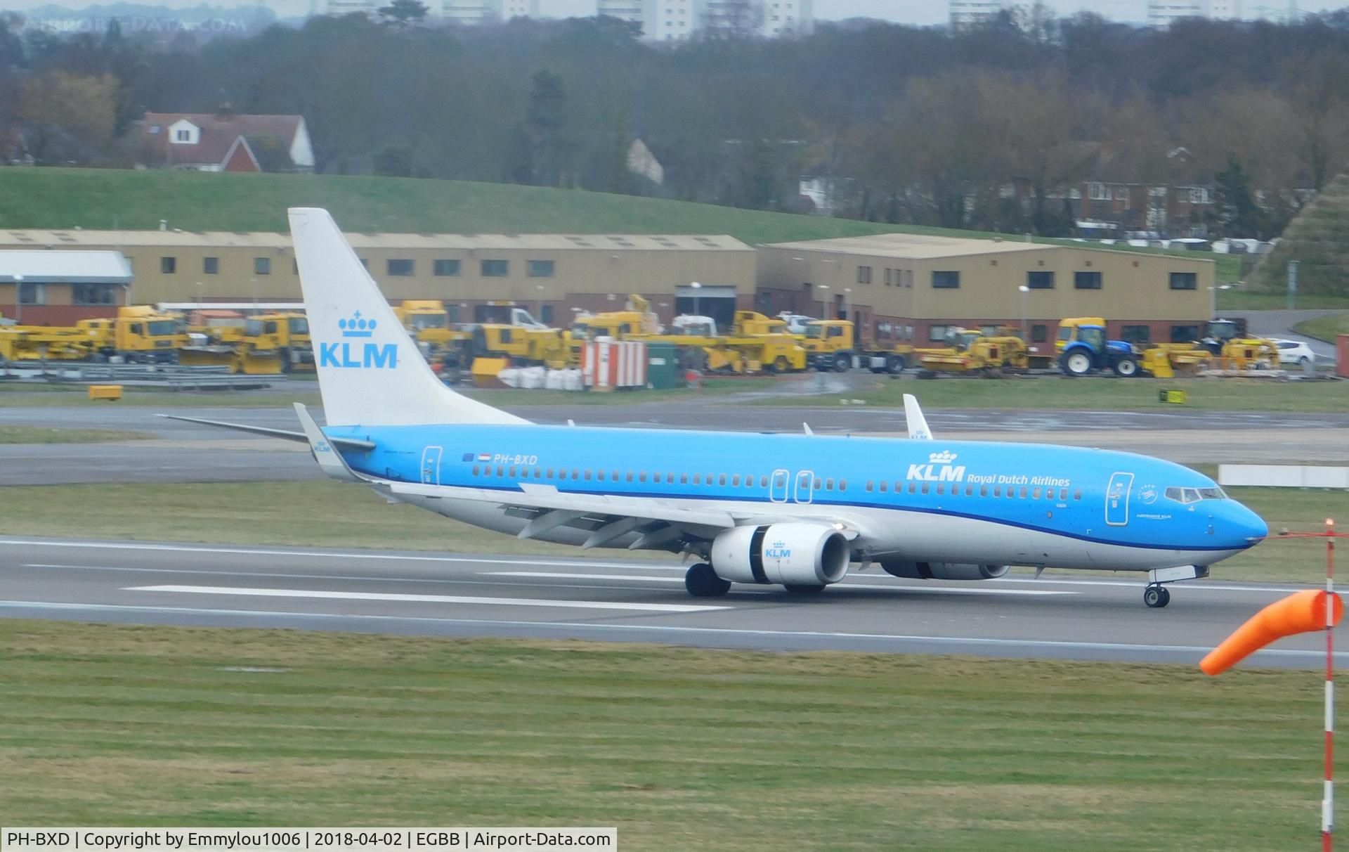 PH-BXD, 1999 Boeing 737-8K2 C/N 29134, from freeport car park
