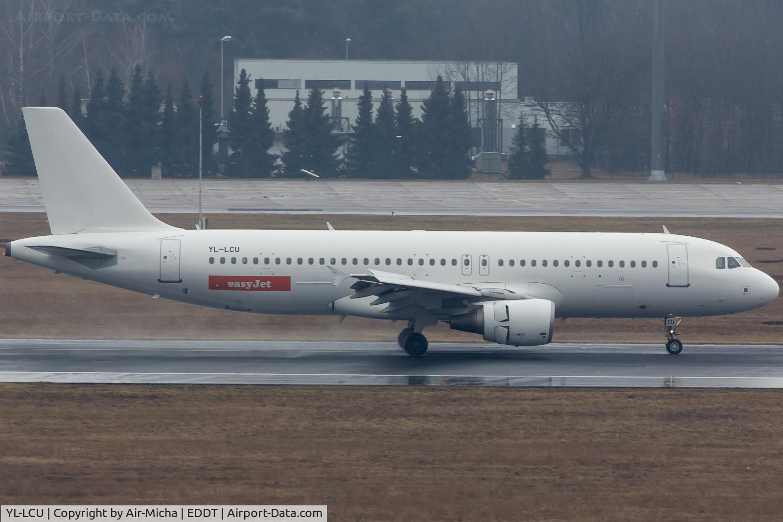 YL-LCU, 2002 Airbus A320-214 C/N 1762, easyJet