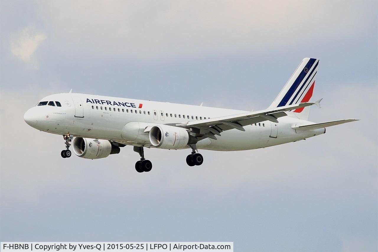 F-HBNB, 2010 Airbus A320-214 C/N 4402, Airbus A320-214, Short approach Rwy 26, Paris-Orly Airport (LFPO-ORY)