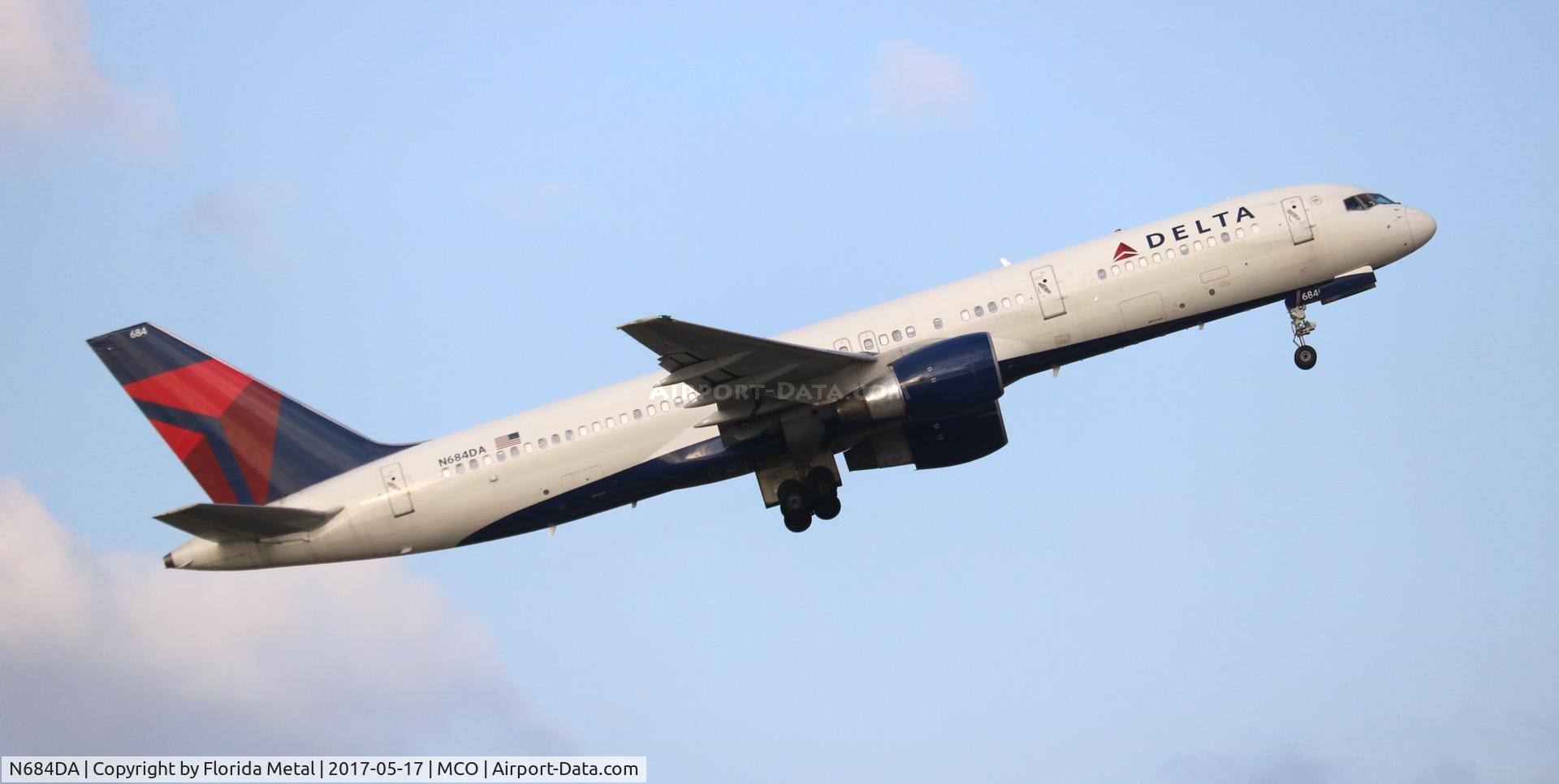N684DA, 1993 Boeing 757-232 C/N 27104, Delta
