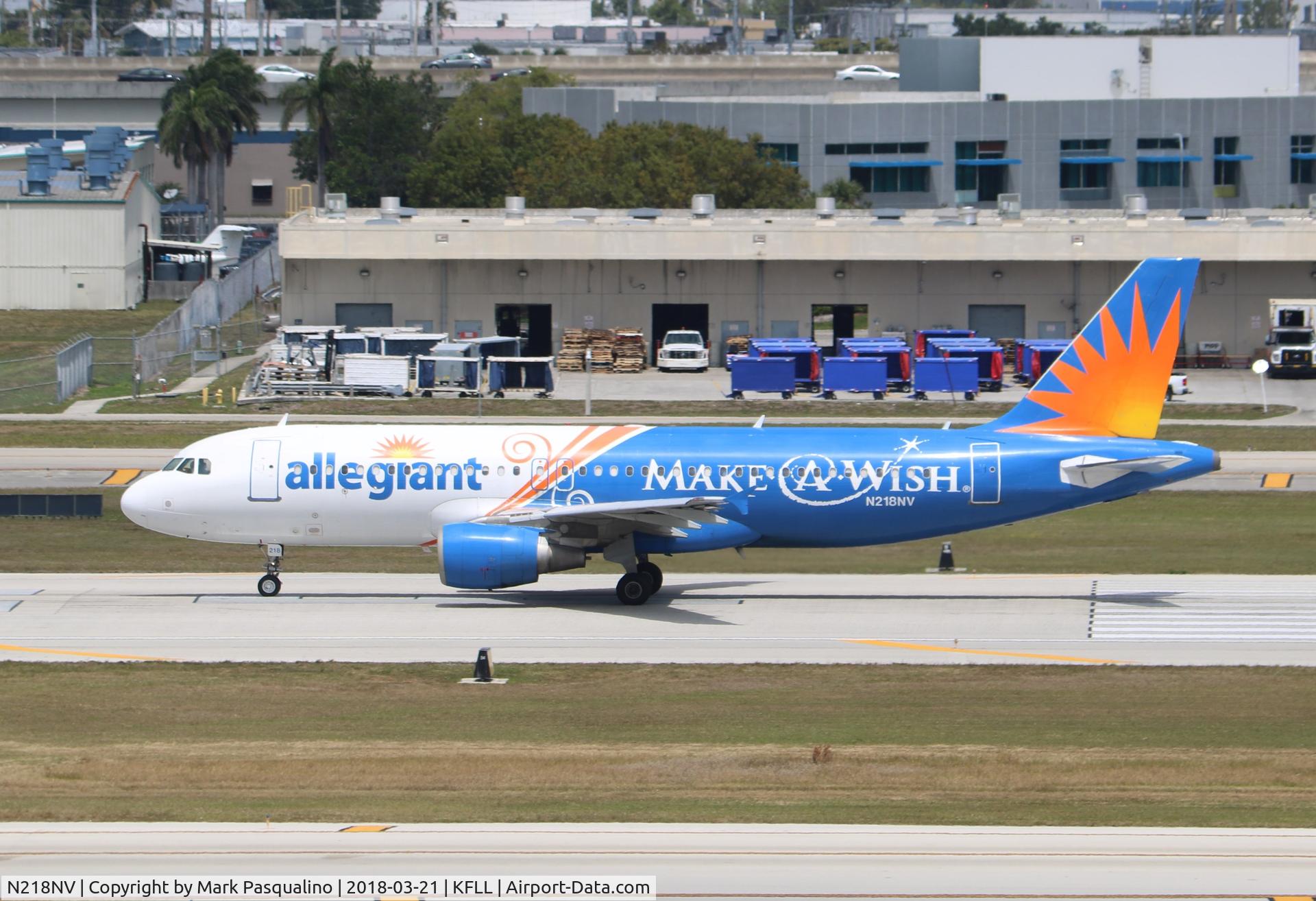 N218NV, 2000 Airbus A320-214 C/N 1229, Airbus A320