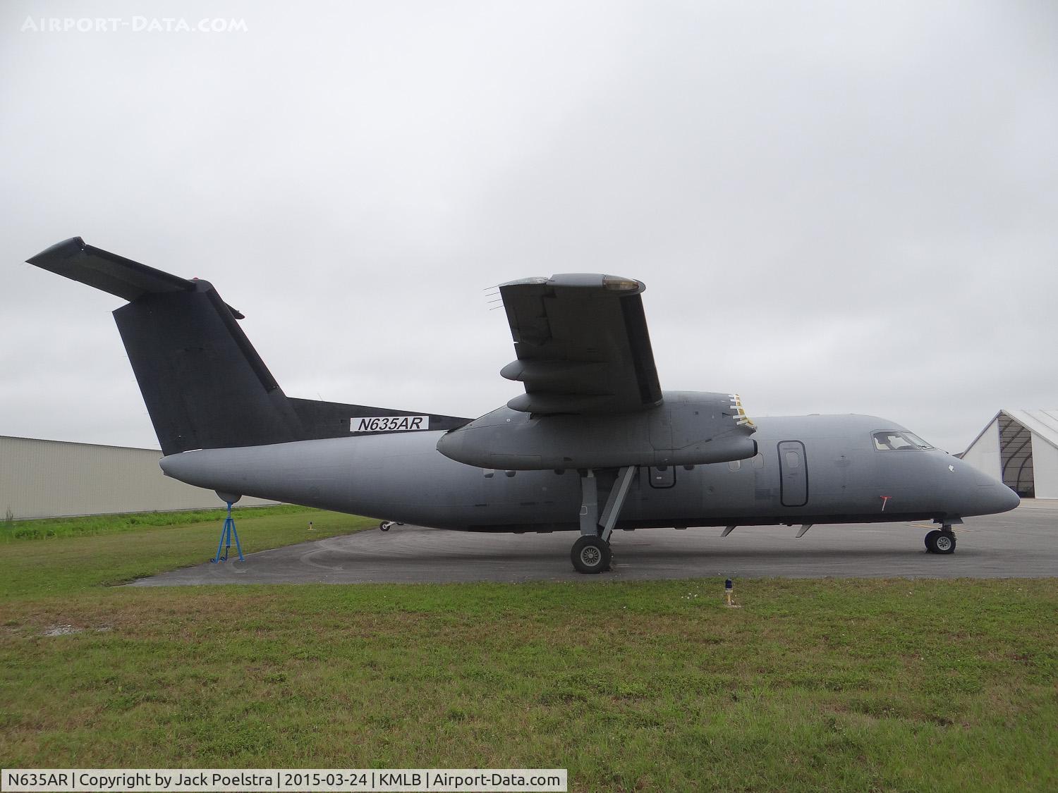 N635AR, 1986 De Havilland Canada DHC-8-103 Dash 8 C/N 047, Without engines at Melbourne airport Fla.