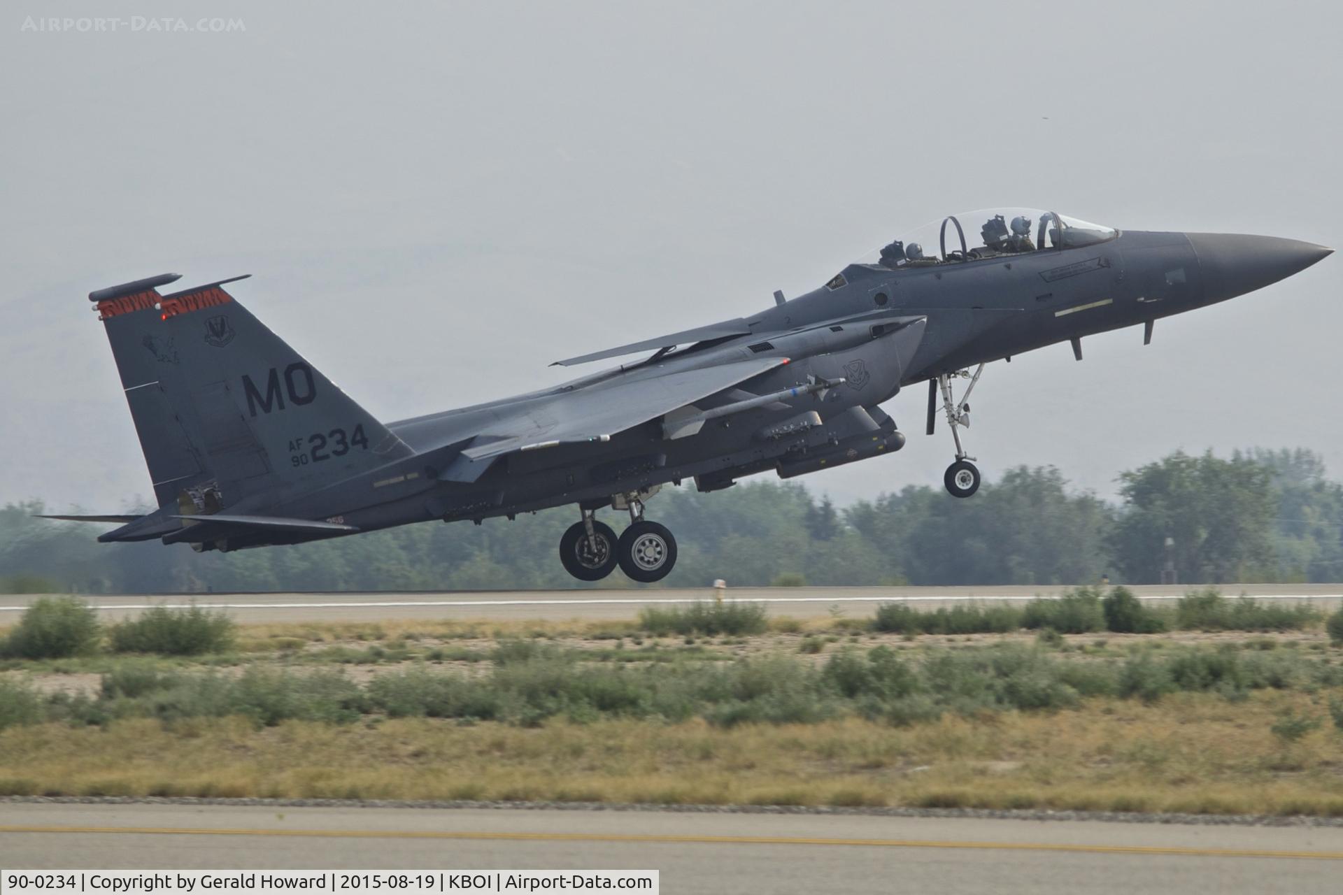 90-0234, 1990 McDonnell Douglas F-15E Strike Eagle C/N 1164/E136, Landing RWY 10R. 391st Fighter Sq. 