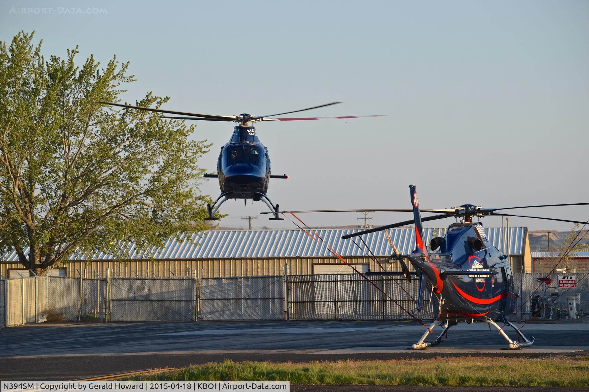 N394SM, 2015 AgustaWestland AW-119 MKII Koala C/N 14832, Landing at the Life Flight ramp.