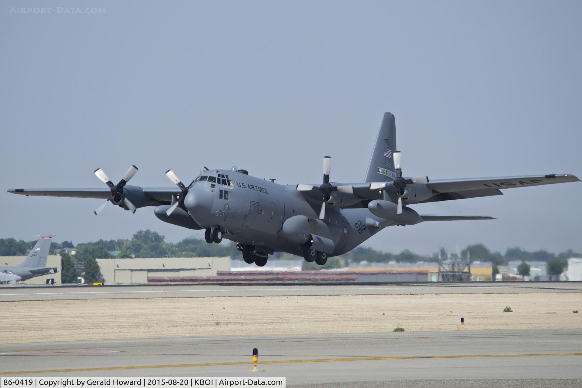 86-0419, 1986 Lockheed C-130H Hercules C/N 382-5113, Take off from RWY 10L.