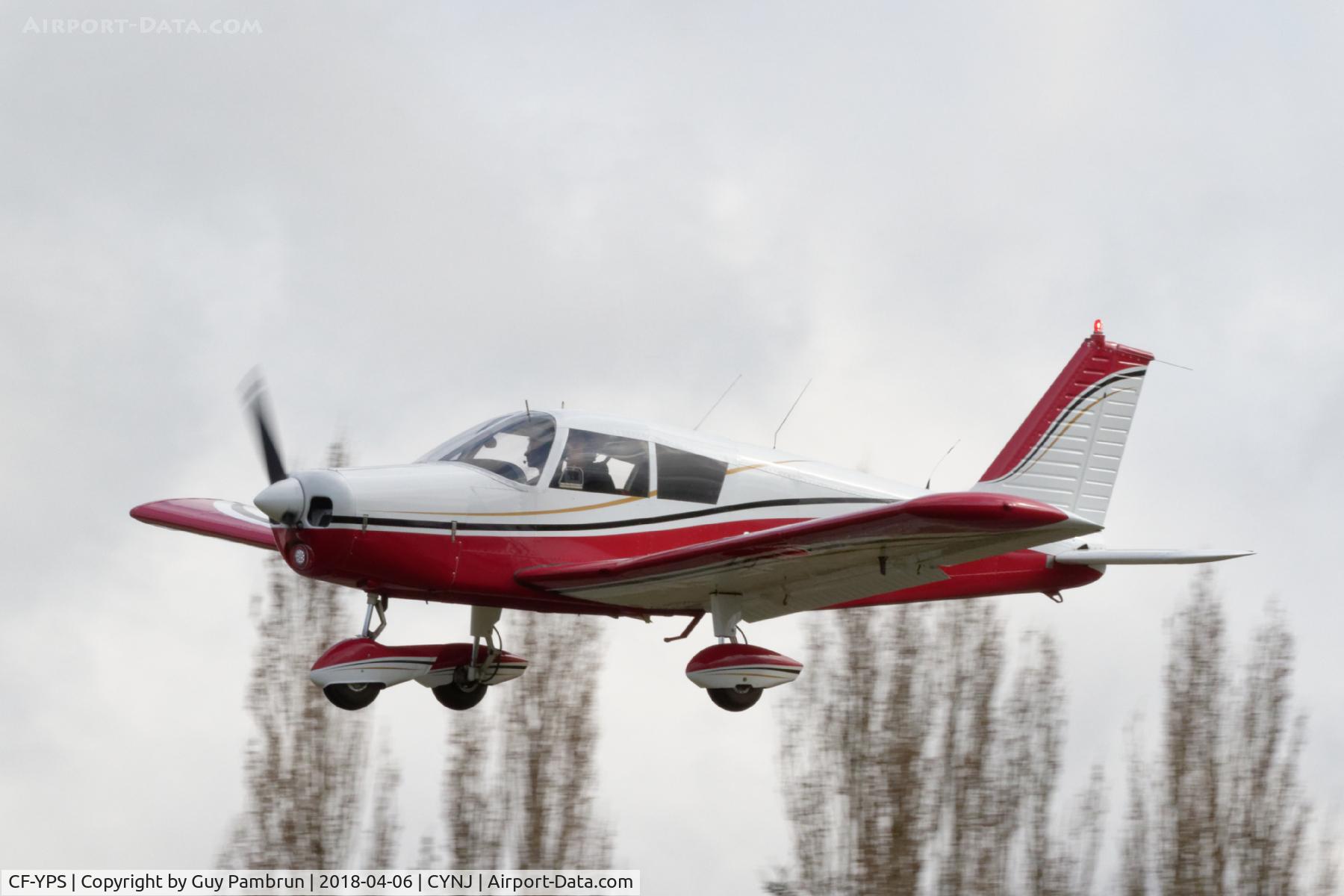 CF-YPS, 1969 Piper PA-28-140 Cherokee C/N 28 25914, Landing