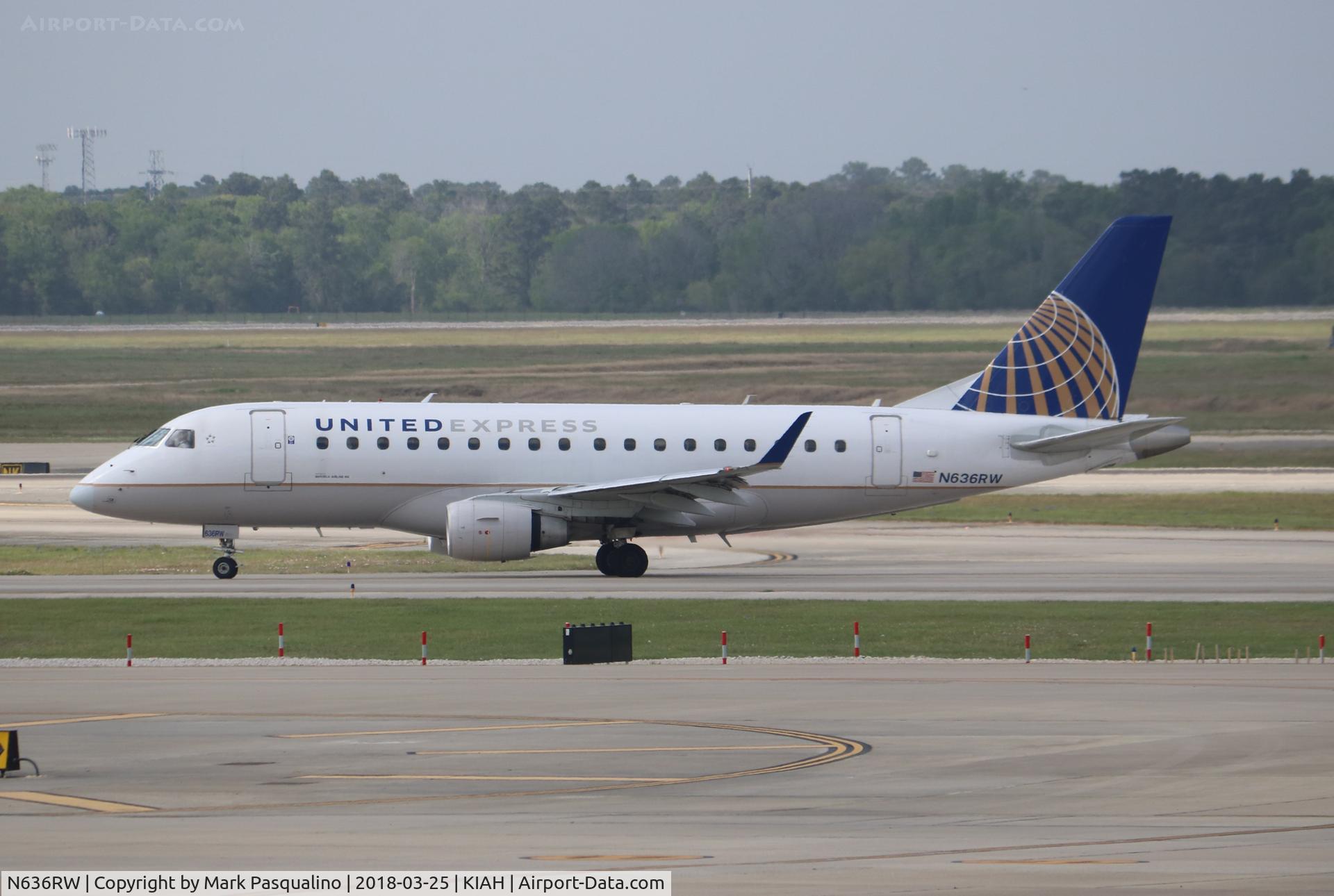 N636RW, 2004 Embraer 170SE (ERJ-170-100SE) C/N 17000052, ERJ 170-100 SE