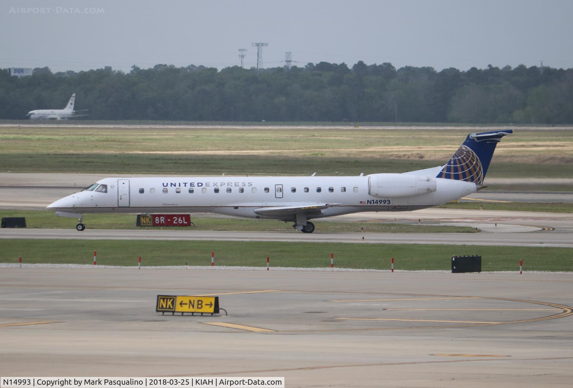 N14993, 2000 Embraer ERJ-145LR (EMB-145LR) C/N 145289, EMB-145LR