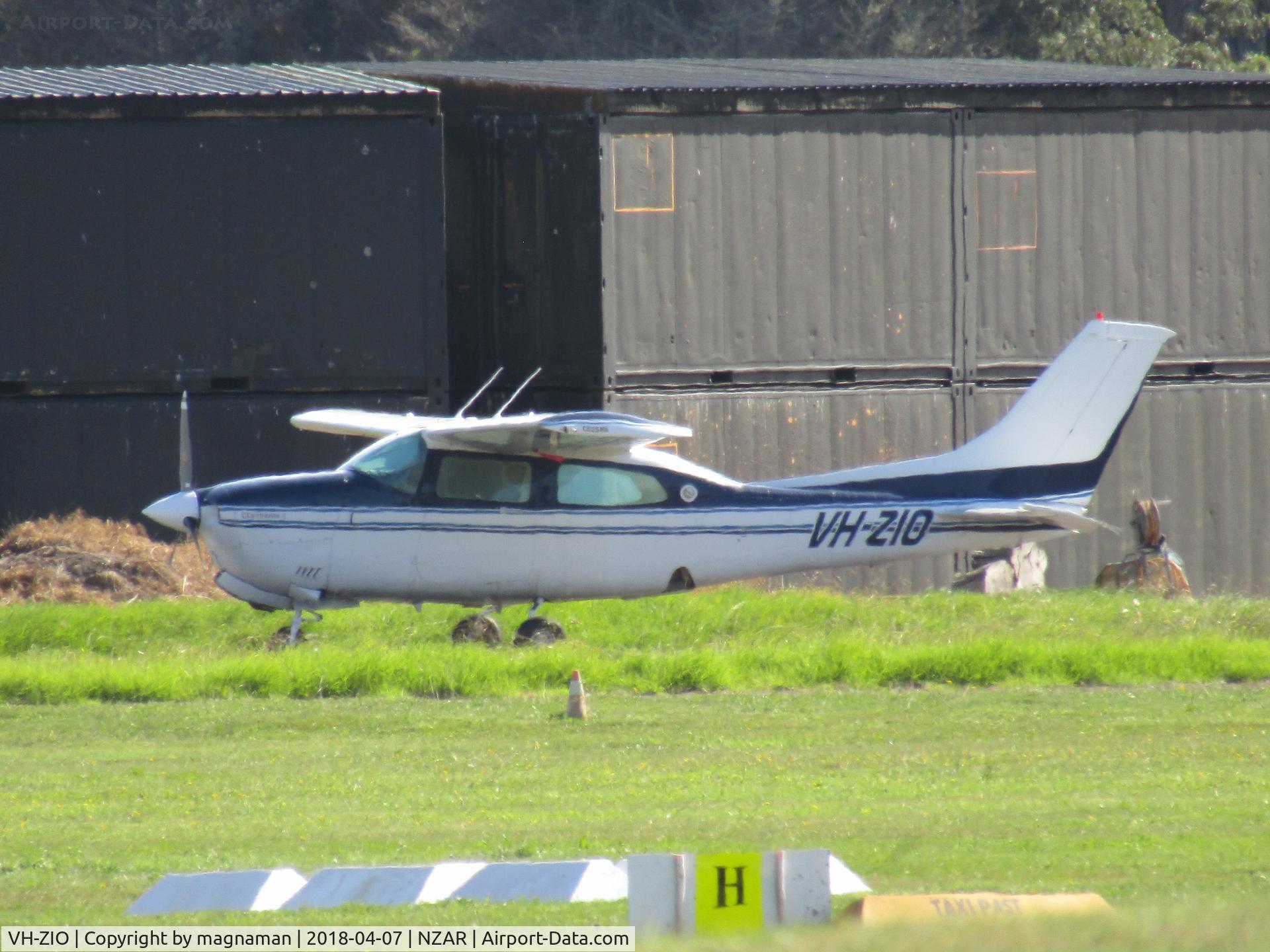 VH-ZIO, 1982 Cessna 210N Centurion C/N 21064644, here on aerial mapping work