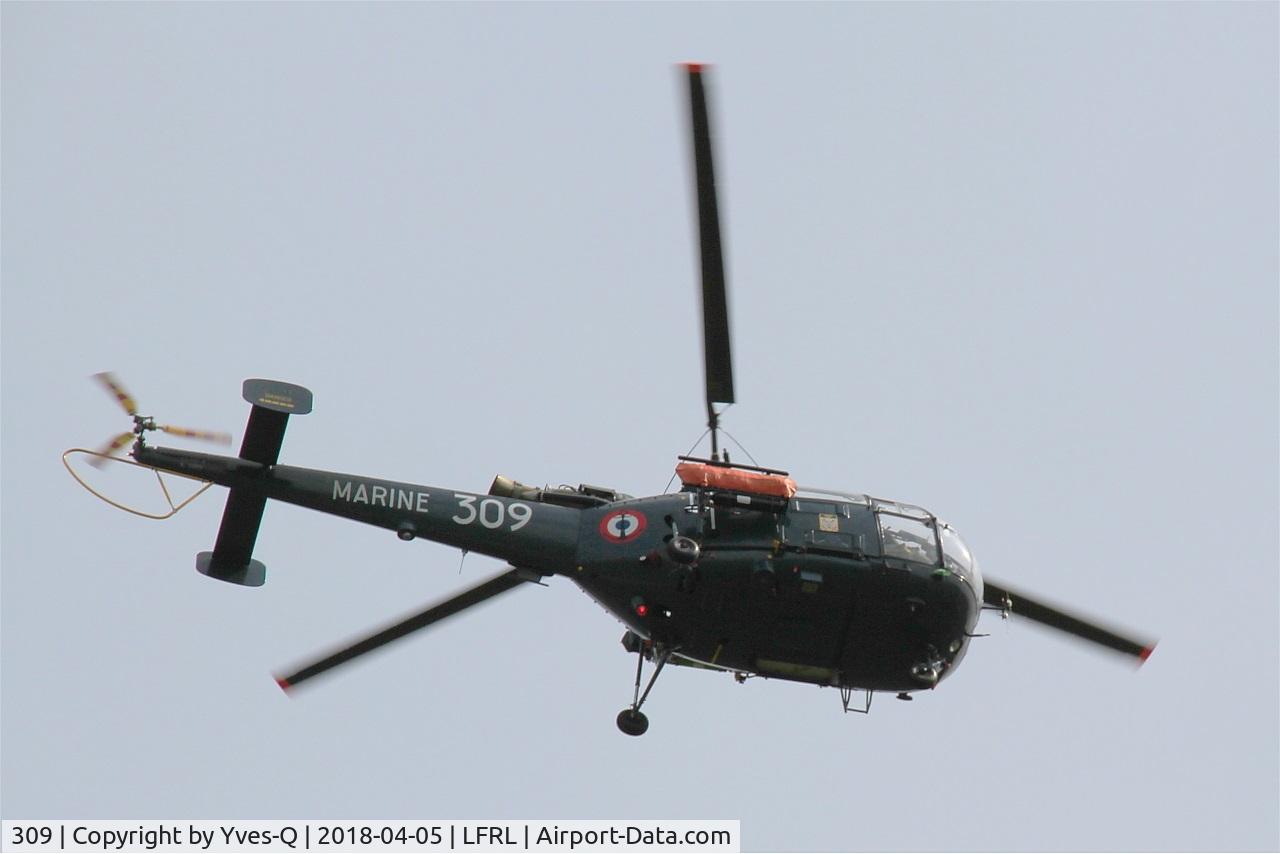 309, Aerospatiale SA-319B Alouette III C/N 2309, Aerospatiale SA-319B Alouette III, Take off, Lanvéoc-Poulmic Naval Air Base (LFRL)