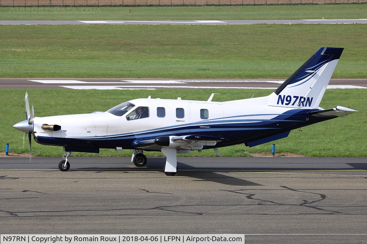 N97RN, 2010 Socata TBM-850 C/N 537, Taxiing