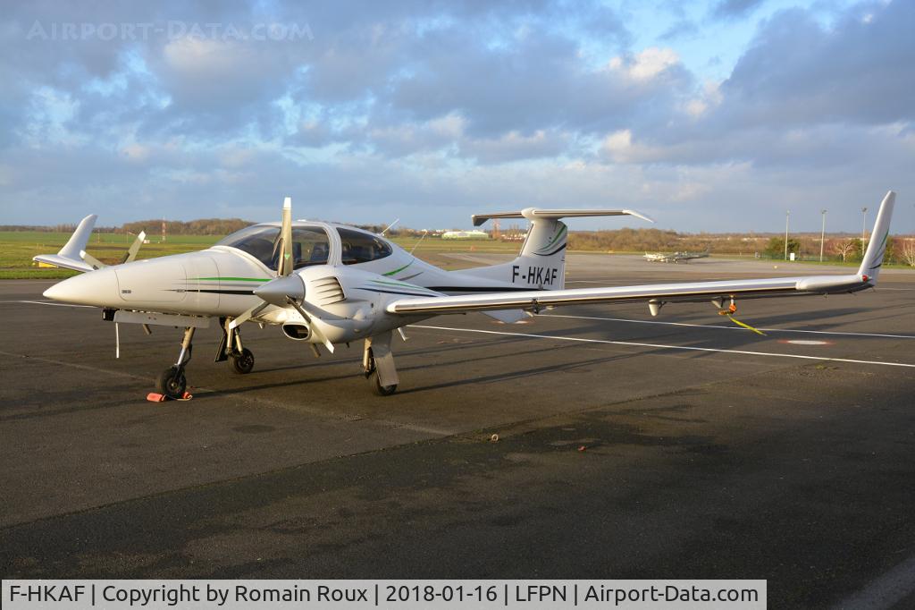 F-HKAF, Diamond DA-42 Twin Star C/N 42.226, Parked