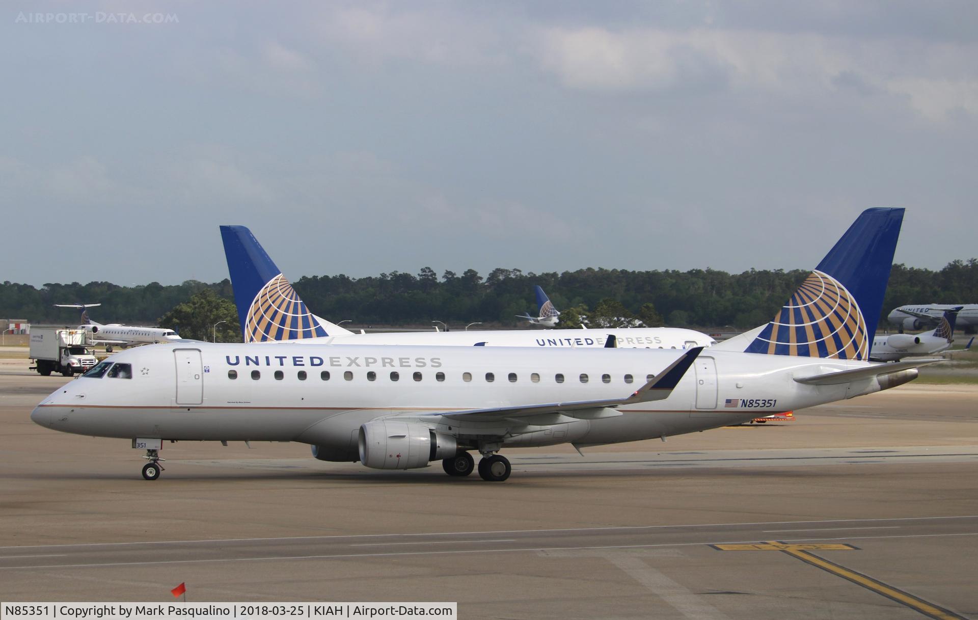 N85351, 2017 Embraer 175LR (ERJ-170-200LR) C/N 17000672, ERJ 170-200 LR