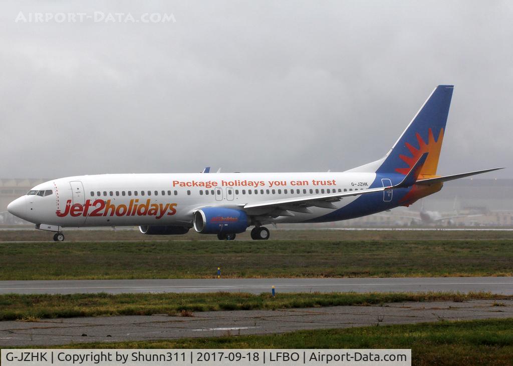 G-JZHK, 2016 Boeing 737-800 C/N 63145, Taxiing holding point rwy 32R for departure...