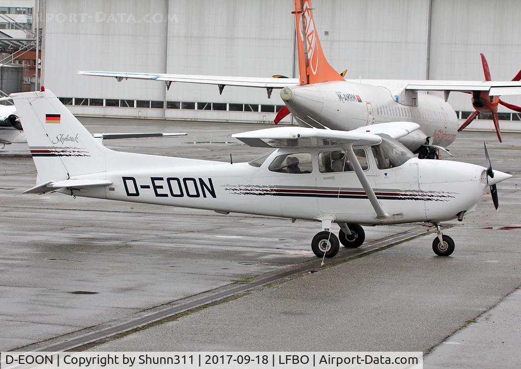 D-EOON, 1997 Cessna 172R Skyhawk C/N 17280173, Parked at the General Aviation area...
