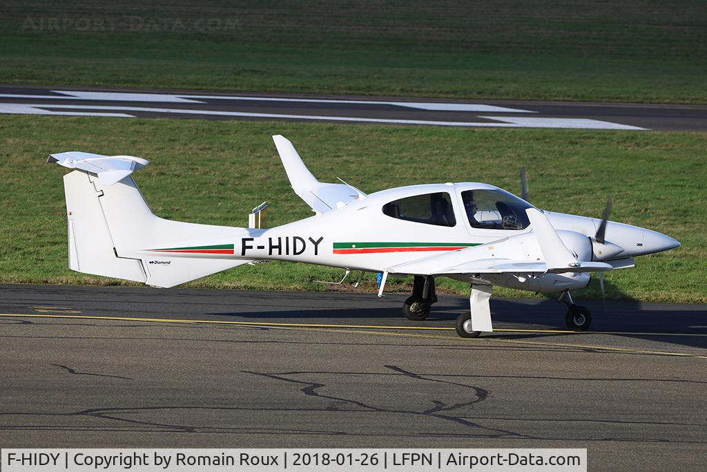 F-HIDY, Diamond DA-42 Twin Star C/N 42.391, Taxiing