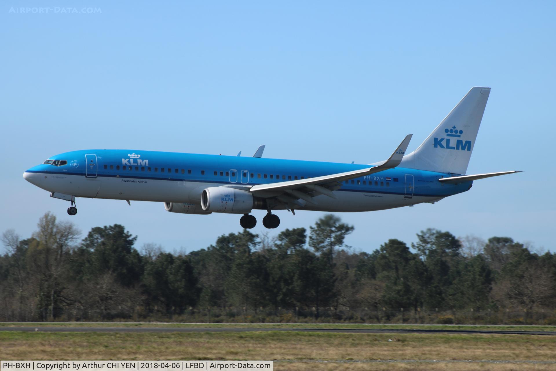PH-BXH, 2000 Boeing 737-8K2 C/N 29597, From AMS