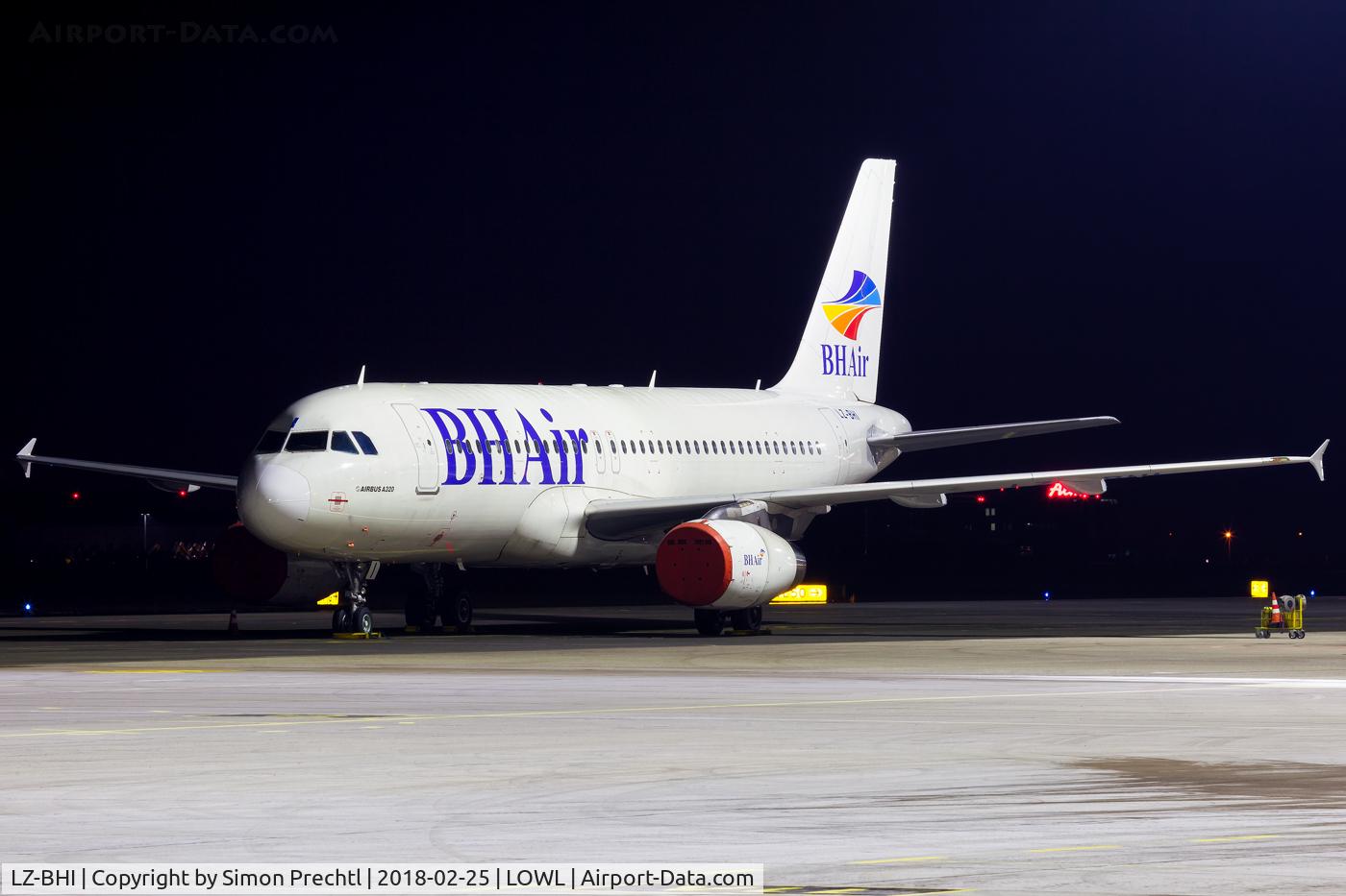 LZ-BHI, 2007 Airbus A320-214 C/N 3125, LZ-BHI @ Linz Airport
