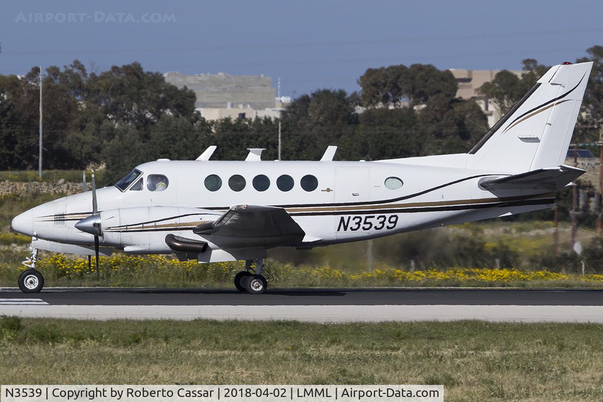 N3539, 1982 Beech B100 King Air King Air C/N BE-124, Runway 13