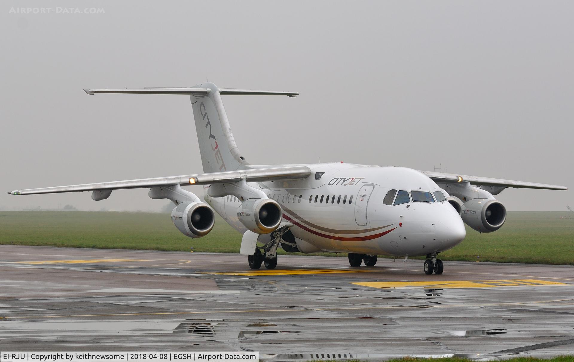 EI-RJU, 2000 British Aerospace Avro 146-RJ85A C/N E2367, Arriving at misty Norwich.