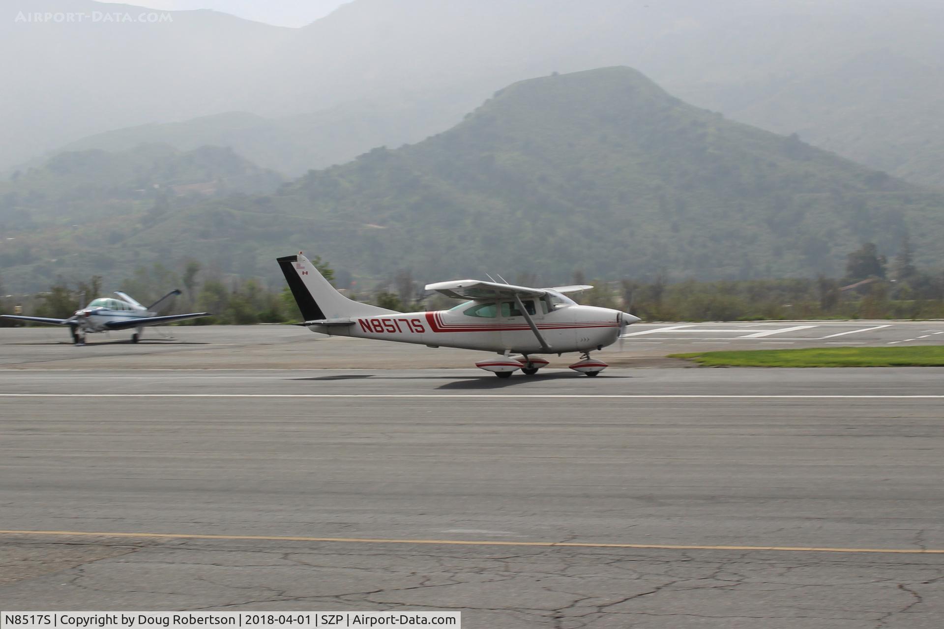 N8517S, 1965 Cessna 182H Skylane C/N 18256617, 1965 Cessna 182H SKYLANE, Continental O-470-R  230 Hp, landing roll Rwy 22