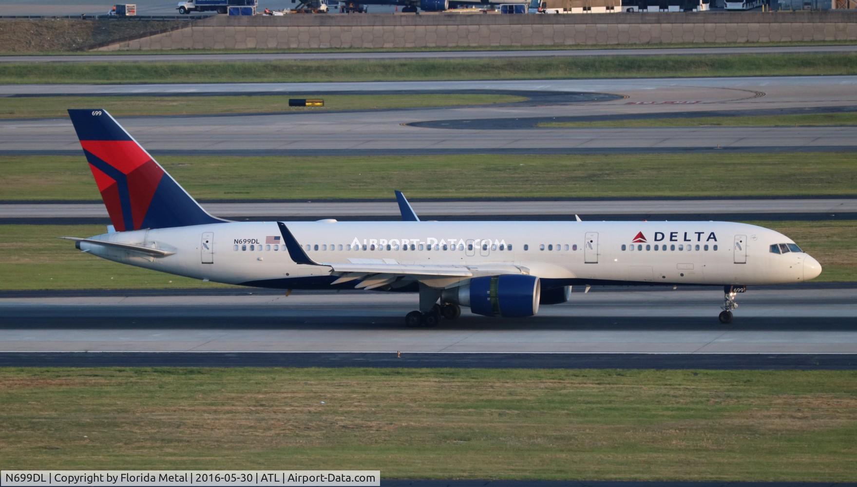 N699DL, 1999 Boeing 757-232 C/N 29970, Delta