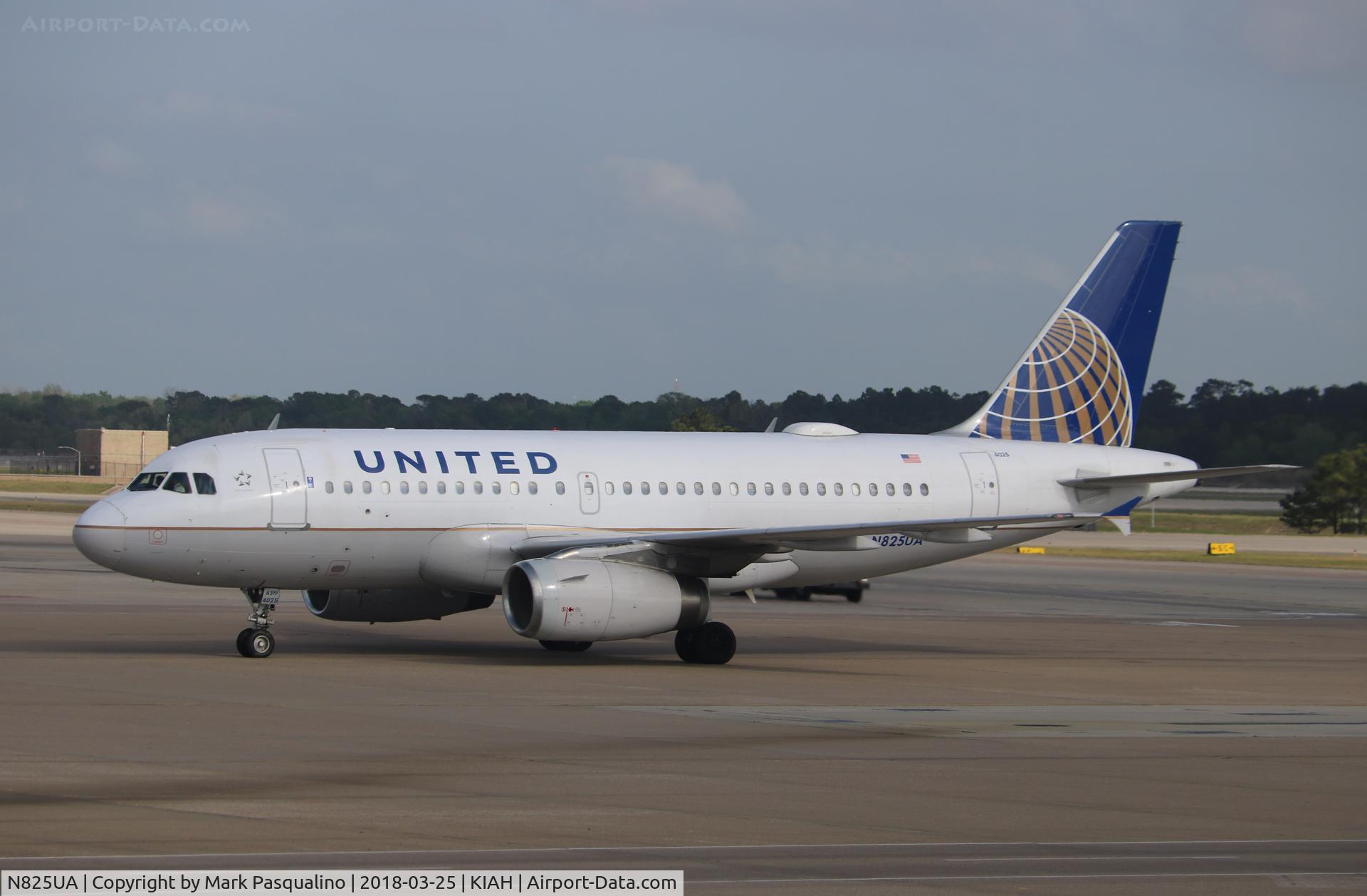 N825UA, 1999 Airbus A319-131 C/N 980, Airbus A319