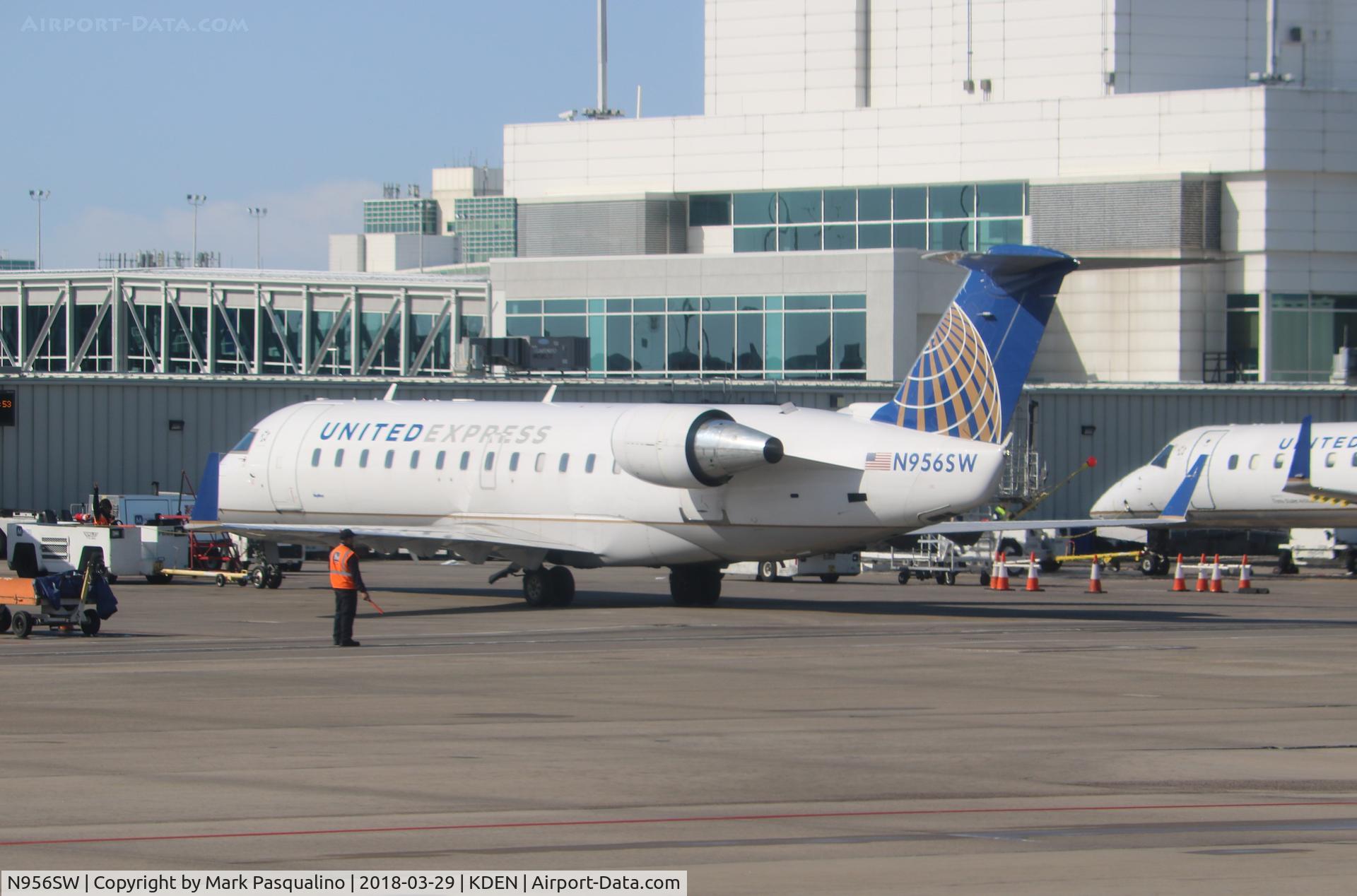 N956SW, 2003 Canadair CL-600-2B19 Regional Jet CRJ-200LR C/N 7825, CL-600-2B19