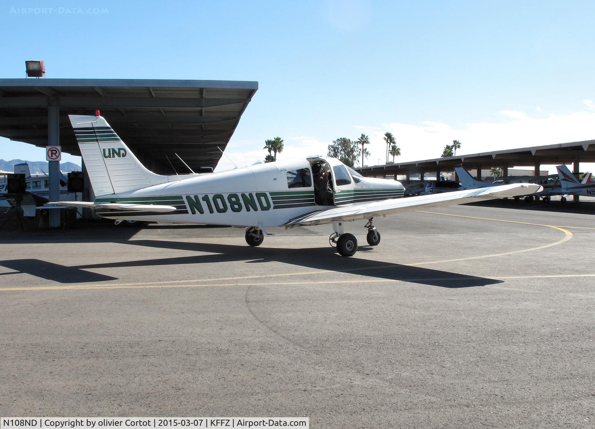 N108ND, 1990 Piper PA-28-161 C/N 2841328, Mesa, AZ