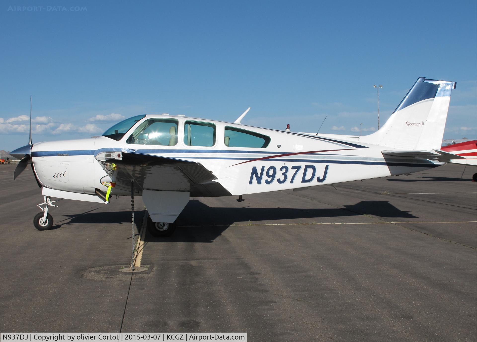N937DJ, 1976 Beech F33A Bonanza C/N CE-626, cactus fly in