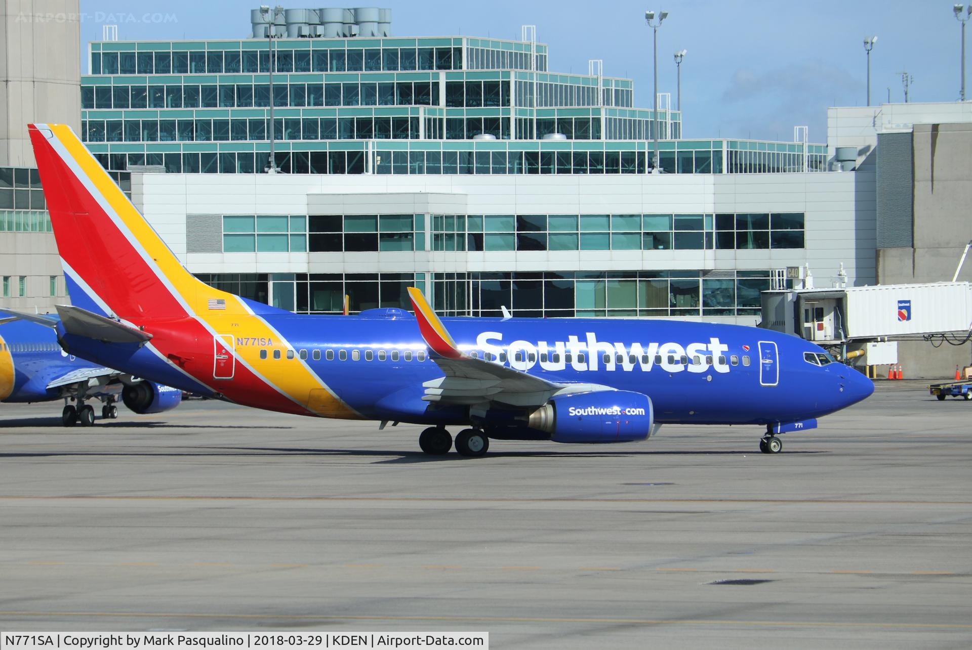 N771SA, 2000 Boeing 737-7H4 C/N 27879, Boeing 737-7H4