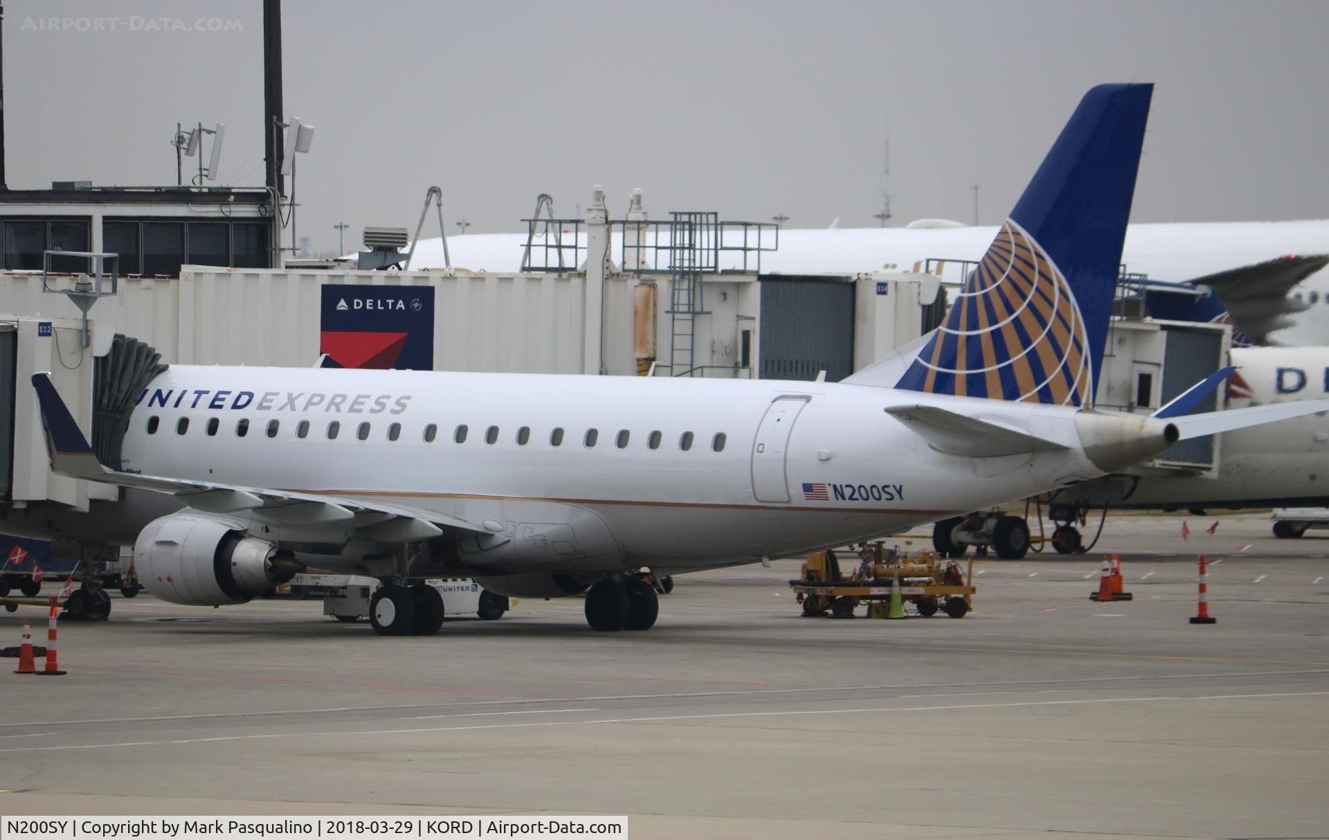 N200SY, 2016 Embraer 175LR (ERJ-170-200LR) C/N 17000623, ERJ 170-200 LR