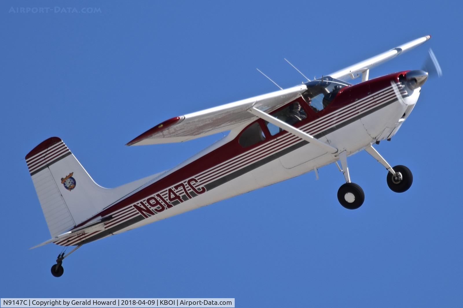 N9147C, 1954 Cessna 180 C/N 31246, Turning final for RWY 10R.