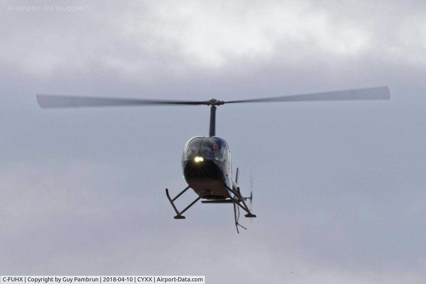 C-FUHX, 2008 Robinson R44 Raven II C/N 12349, Landing
