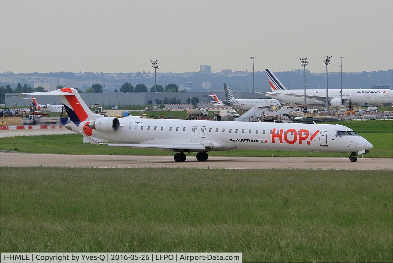 F-HMLE, 2010 Bombardier CRJ-1000EL NG (CL-600-2E25) C/N 19009, Bombardier CRJ-1000EL NG, Ready to take off rwy 08, Paris-Orly airport (LFPO-ORY)
