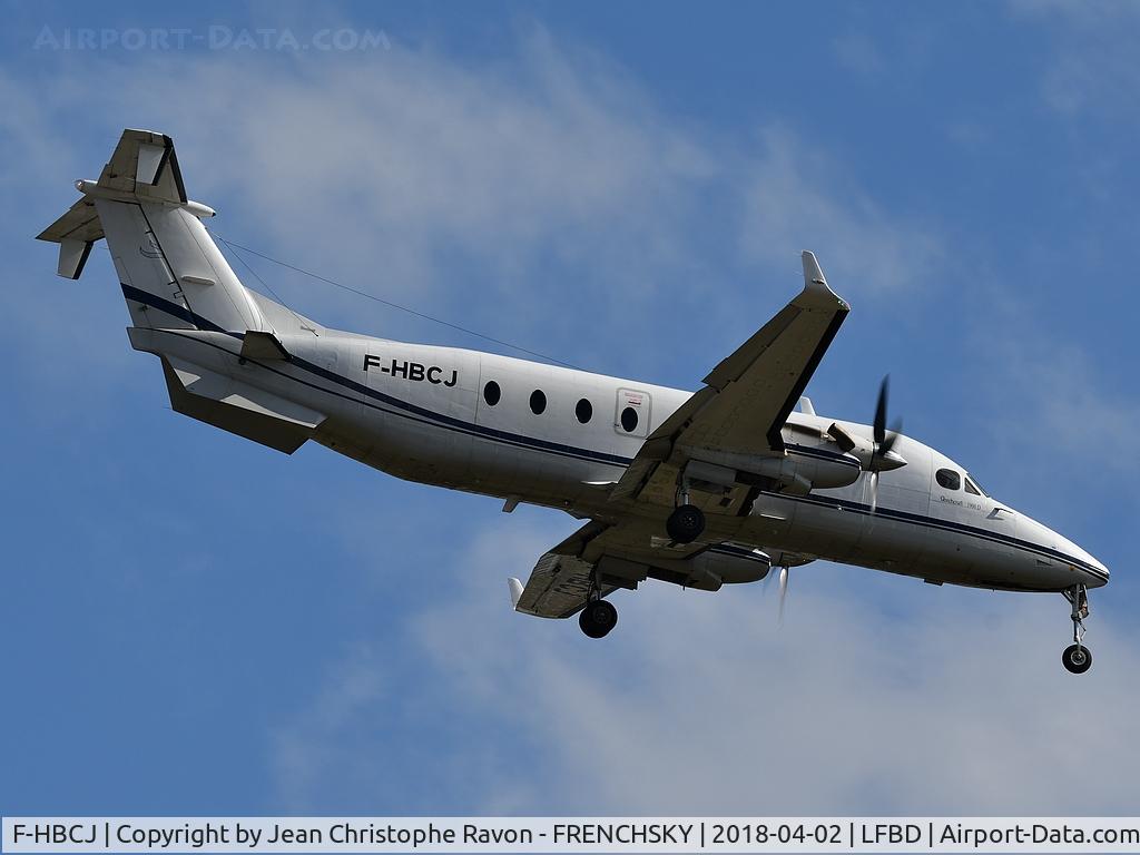 F-HBCJ, 1998 Beech 1900D C/N UE-338, Chalair Aviation landing runway 23