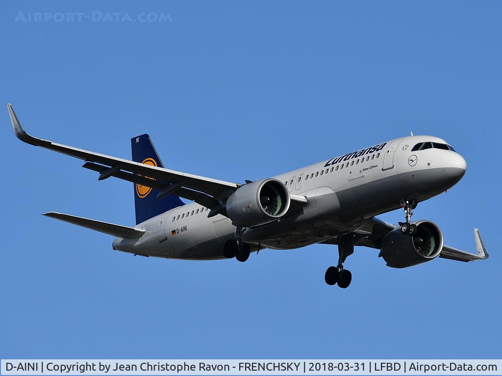 D-AINI, 2017 Airbus A320-271NEO C/N 7710, landing runway 23
