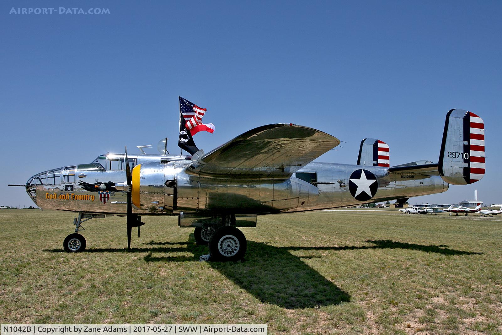 N1042B, 1944 North American B-25N Mitchell C/N 108-35148, Avenger Field - Sweetwater, TX