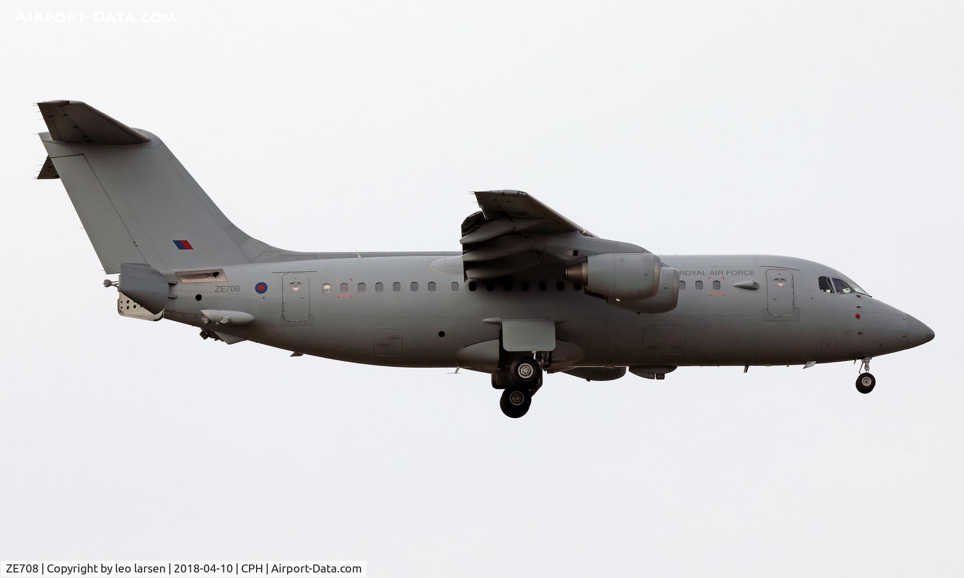 ZE708, 1993 British Aerospace BAe.146-200QC C.3 Quick Change C/N E2211, Copenhagen 10.4.2018