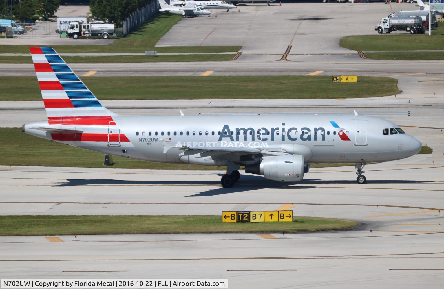 N702UW, 1998 Airbus A319-112 C/N 0896, American