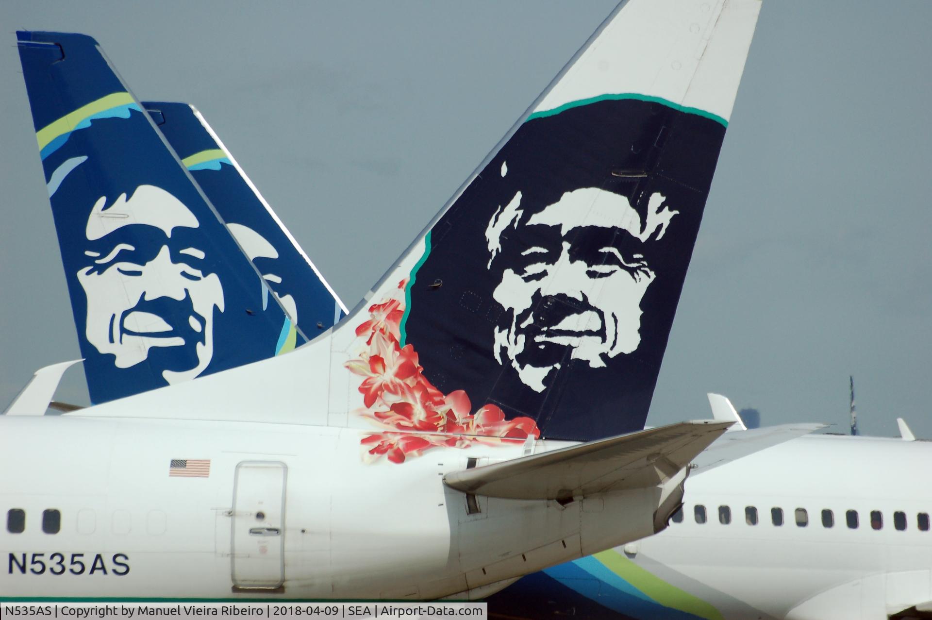 N535AS, 2011 Boeing 737-890 C/N 35200, At SeaTac