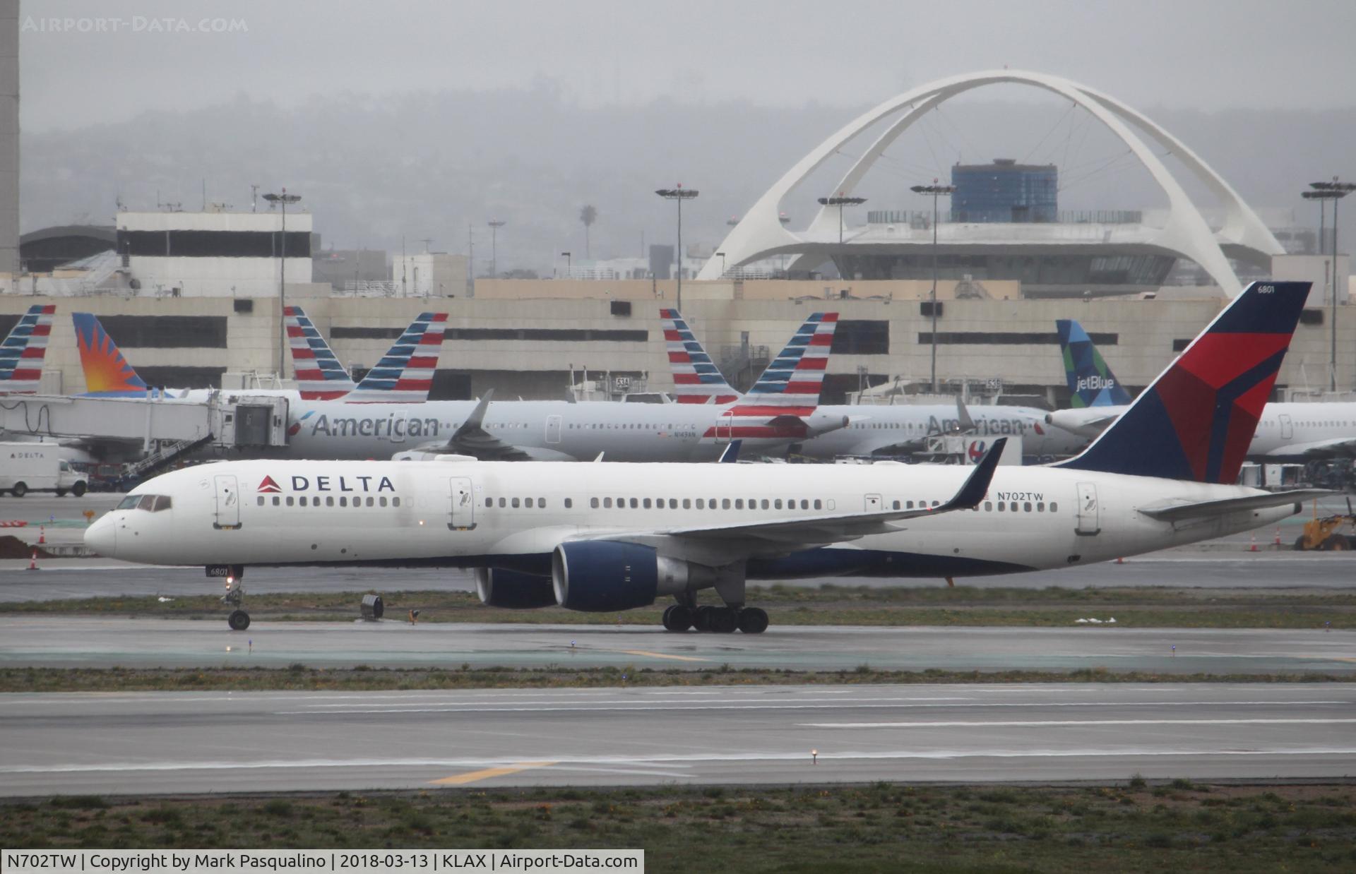 N702TW, 1996 Boeing 757-2Q8 C/N 28162, Boeing 757-200