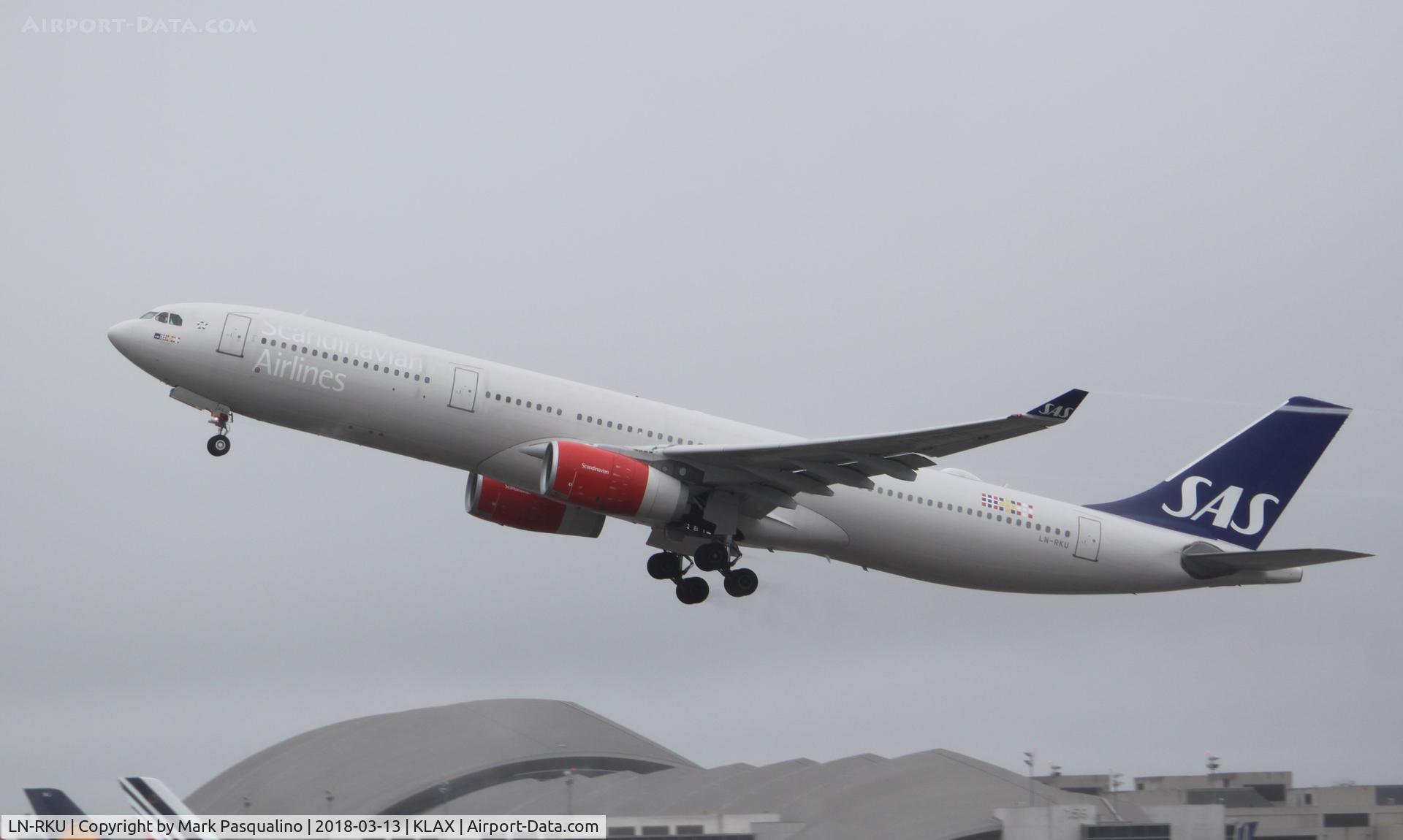 LN-RKU, 2016 Airbus A330-343 C/N 1715, Airbus A330-343