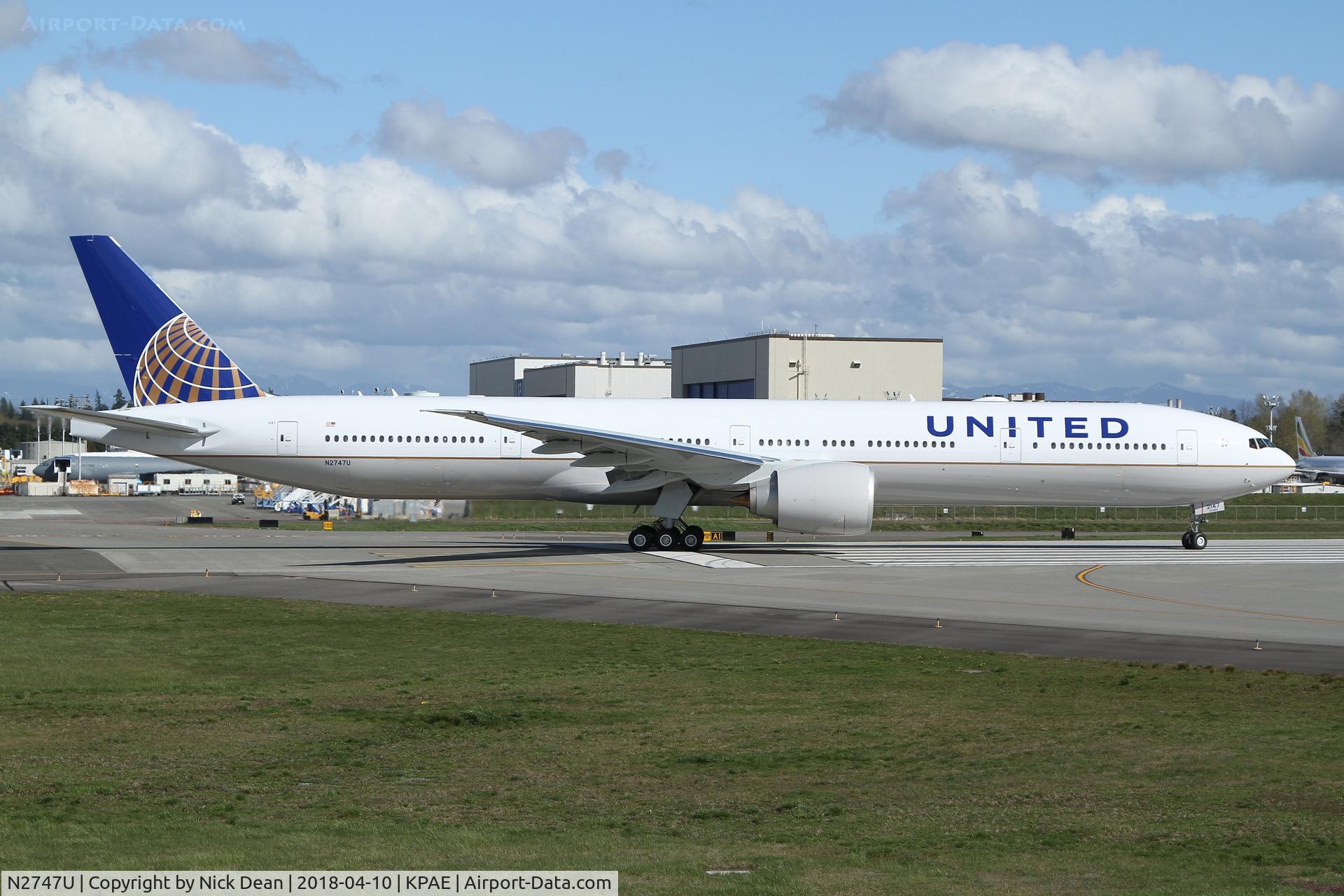 N2747U, 2018 Boeing 777-322/ER C/N 64991, PAE/KPAE