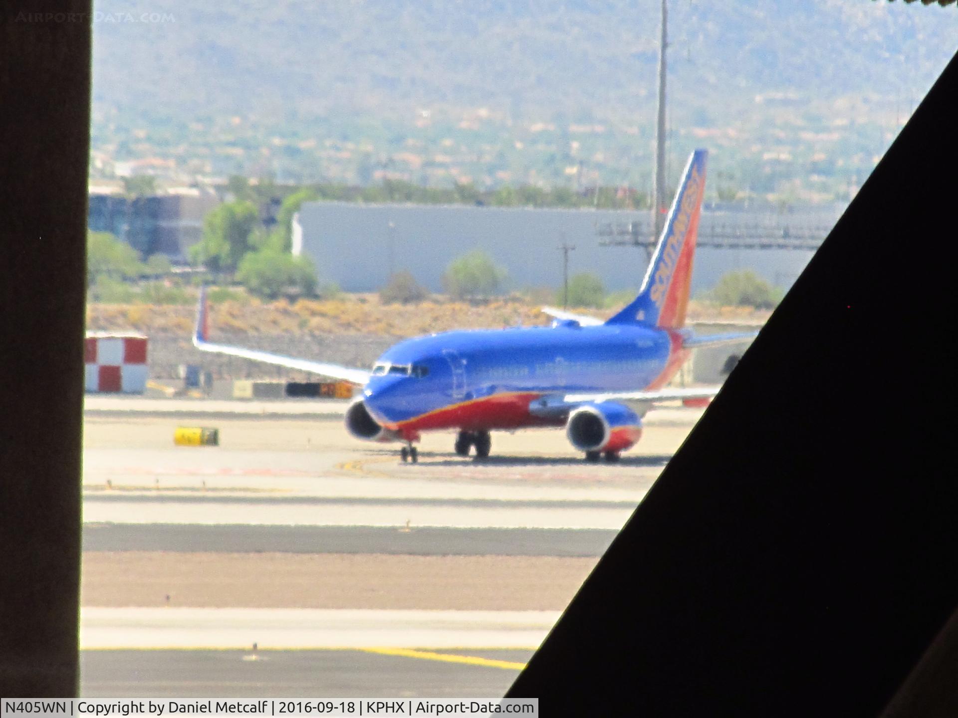 N405WN, 2001 Boeing 737-7H4 C/N 27893, Phoenix Sky Harbor International Airport