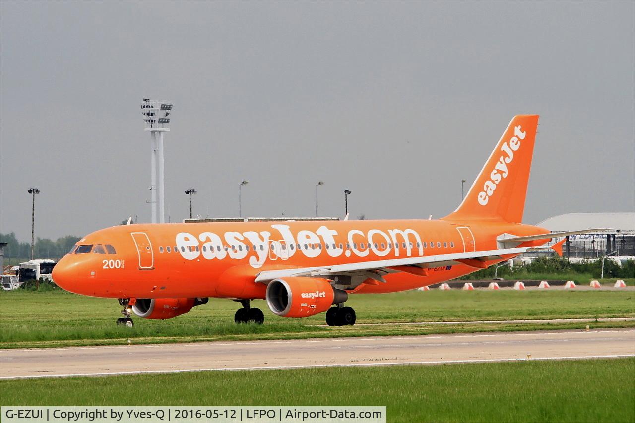 G-EZUI, 2011 Airbus A320-214 C/N 4721, Airbus A320-214, Taxiing to west terminal, Paris-Orly airport (LFPO-ORY)