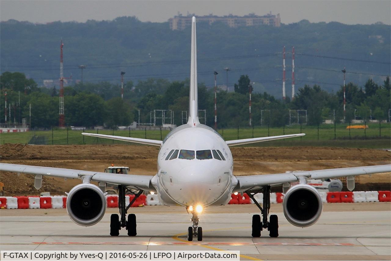 F-GTAX, 2009 Airbus A321-212 C/N 3930, Airbus A321-212, Holding point rwy 08, Paris-Orly Airport (LFPO-ORY)
