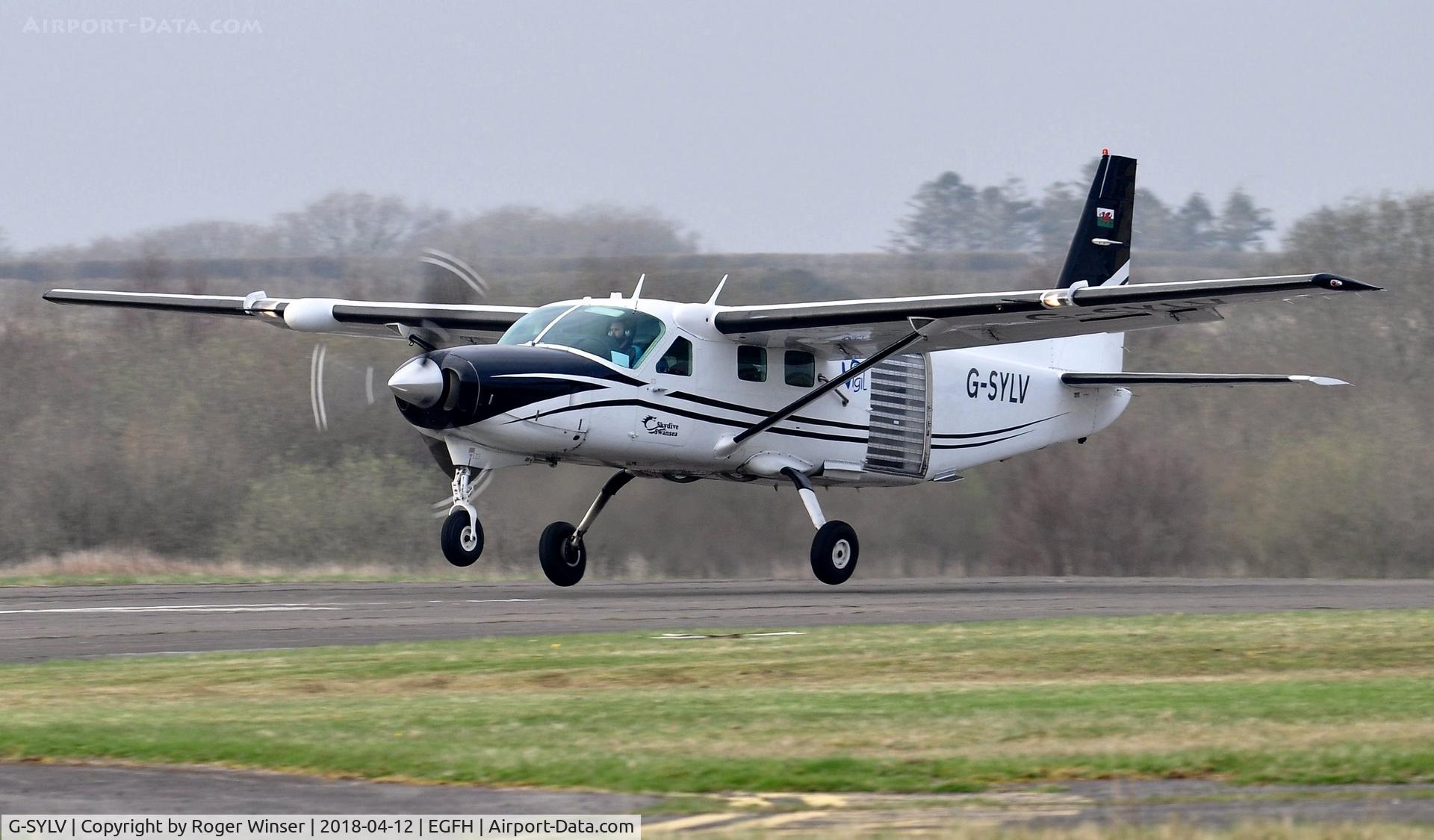G-SYLV, 2002 Cessna 208B  Grand Caravan C/N 208B0936, Operated by Skydive Swansea.