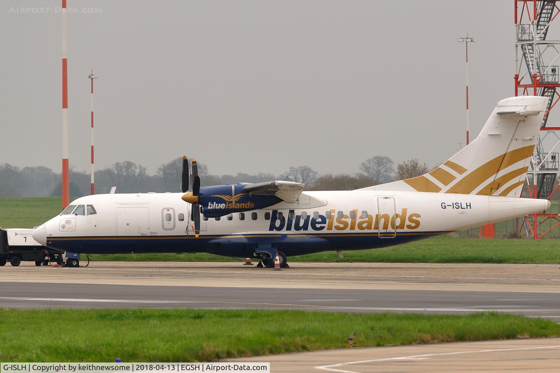 G-ISLH, 1990 ATR 42-320 C/N 173, Cardiff City FC team coach.
